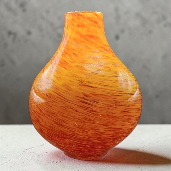 The Unbranded Brand Other - Beautiful Hand-blown Murano Style Art Glass Vase 10" x 8"